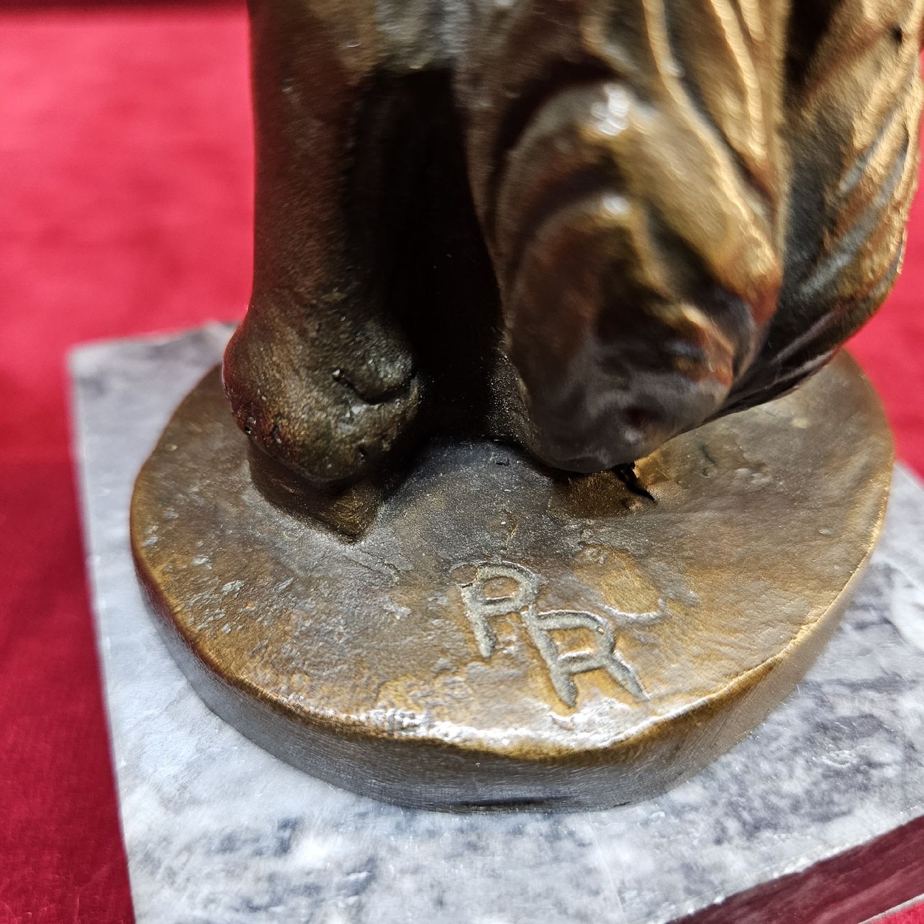 Statuette: Bronzefigur, Faun mit Eichhörnchen, Alt – Usato da Bözberg venduto da L-G 3