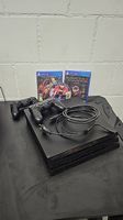 Playstation 4 Pro 1T + Controller und Spiele