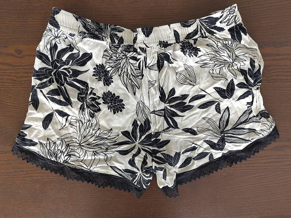 Etam Pantaloni: Short Etam taille L – Usato da Morges venduto da L_6688 3