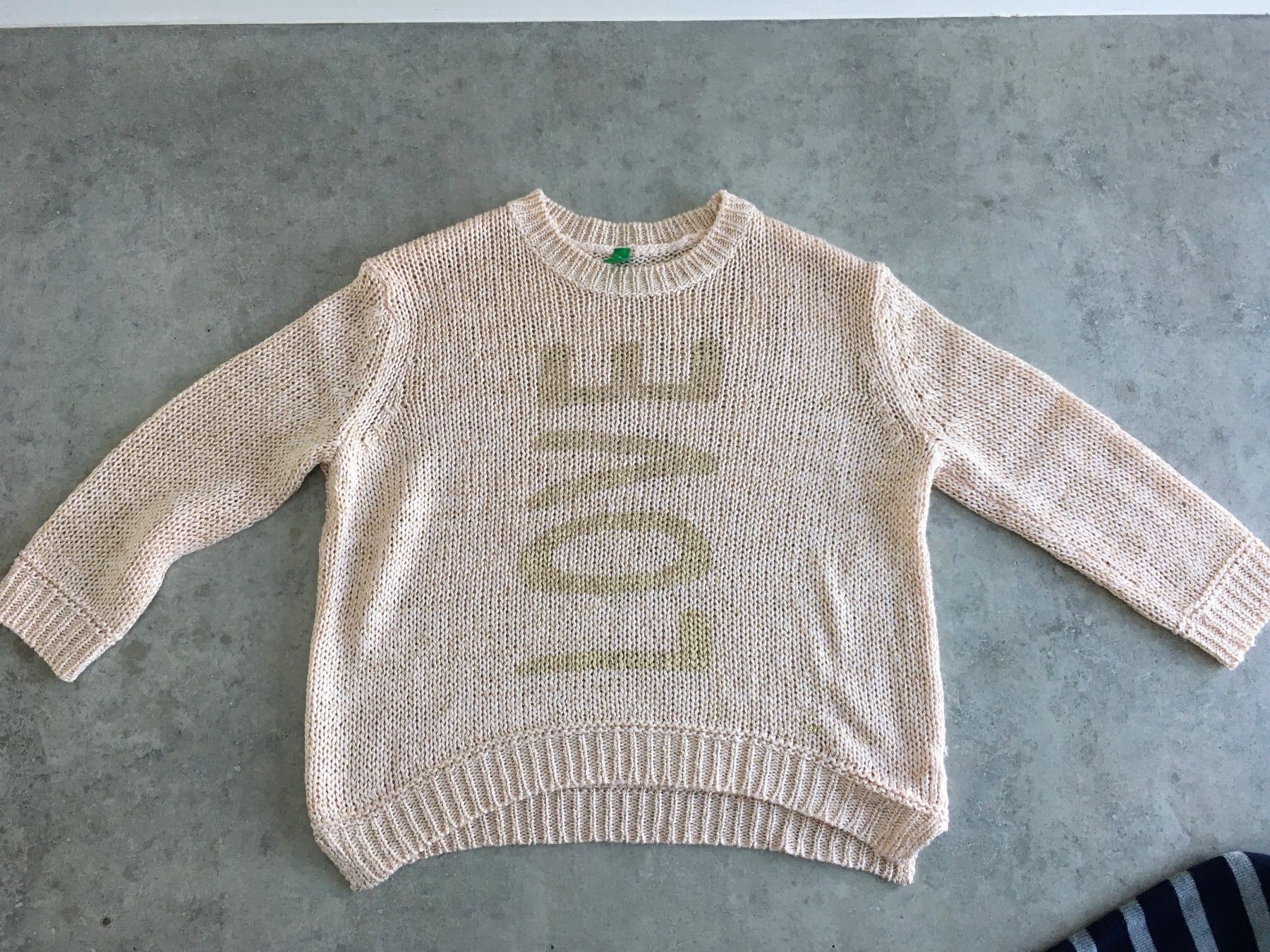 Lotti & Set di vestiti: Kleiderpaket 2 Pullover Gr. 110 Benetton und Naturaline – Nuovo (secondo la descrizione) da Zollikofen venduto da spunk65 1