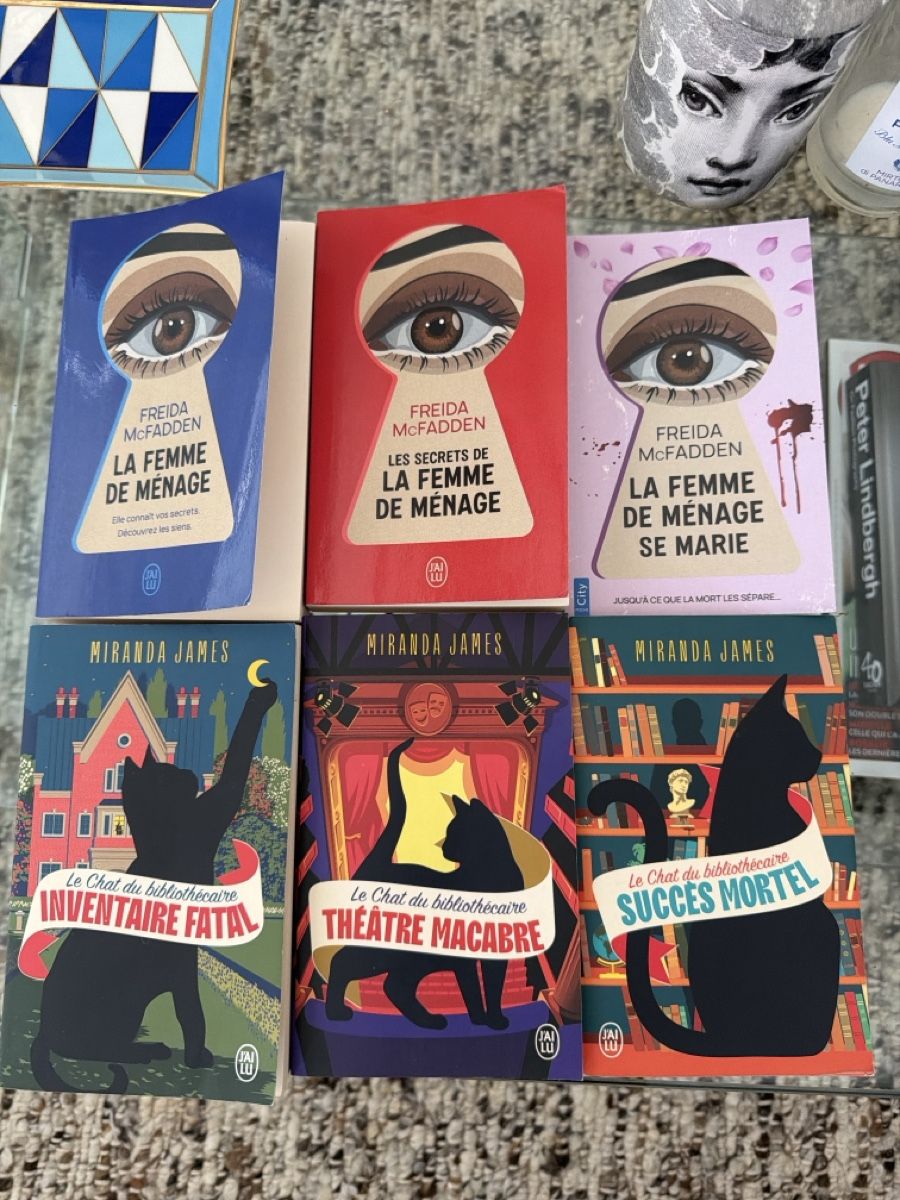 Libri: Lot de livres  – Usato da Genève venduto da luc_5829