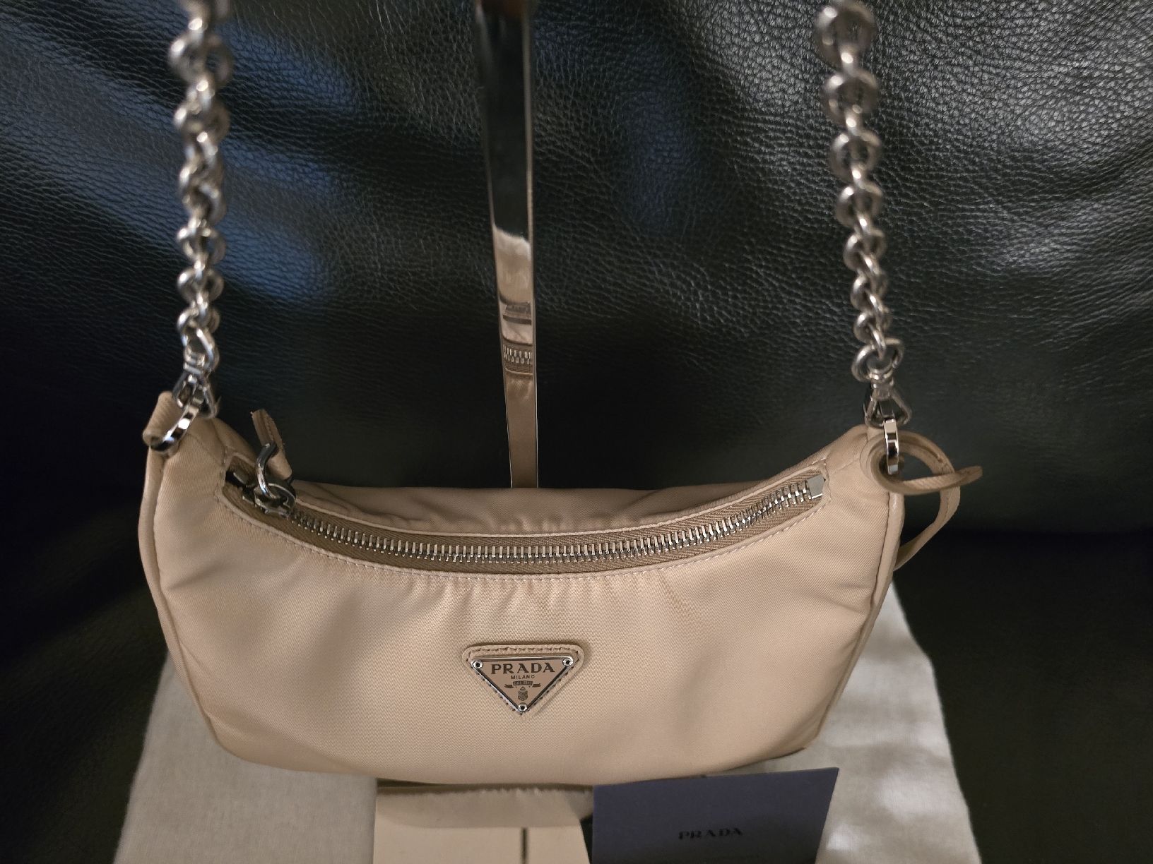 Prada Borse da donna: Prada Re-Edition 2005 Tasche aus Re-Nylon – Nuovo (secondo la descrizione) da Gattikon venduto da lavric_d 4