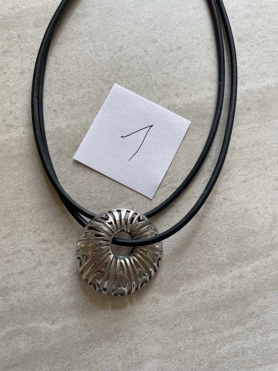 Pierre Lang Catenine: Halsband mit Anhänger Pierre Lang  – Usato da Flawil venduto da Naphtali 5