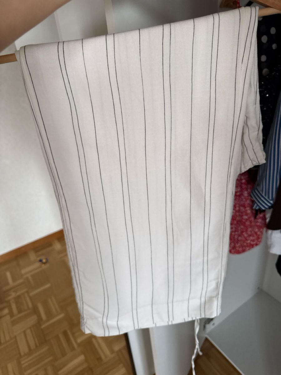 H&M Hosen: H&m hosen – Gebraucht aus Biglen von goz_h8dv 1