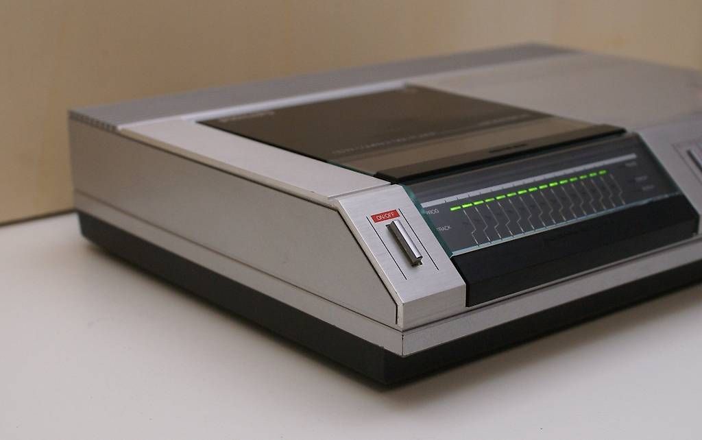 CD: PHILIPS CD101 revidiert und modifiziert – Usato da Maegenwil venduto da Madfinc 1