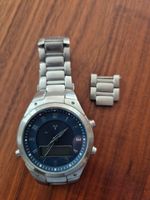Funk-Armbanduhr mit Stahlarmband blaues Zifferblatt