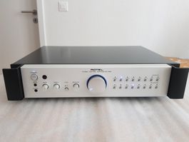 🎶 Préampli Rotel RC-1082, revidiert/révisé