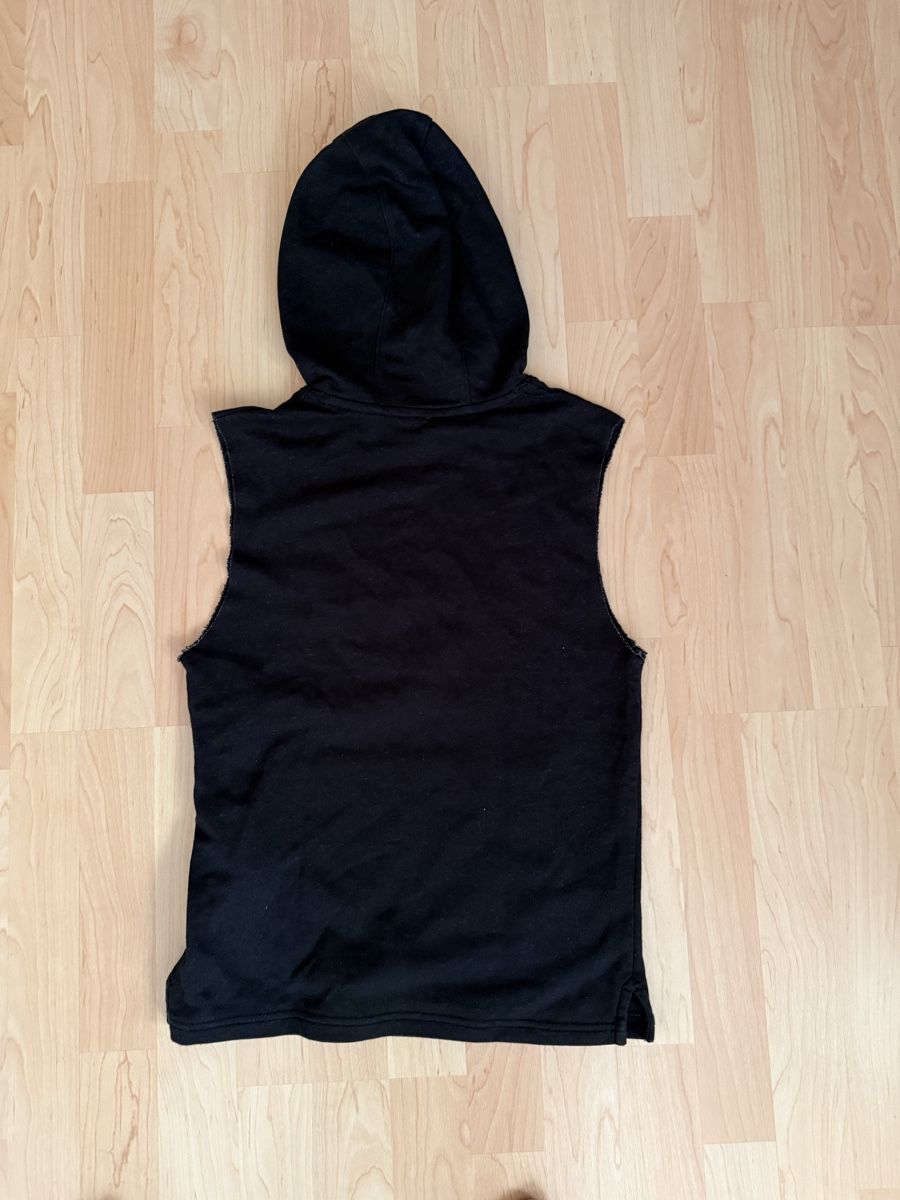 Under Armour Maglioni & Felpe: Under Armour Project Rock Sleeveless Hoodie - boy Medium – Usato da Adliswil venduto da enr_r9rl 3