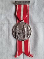 Médaille militaire "DISTINCTION" ruban rouge et blanc