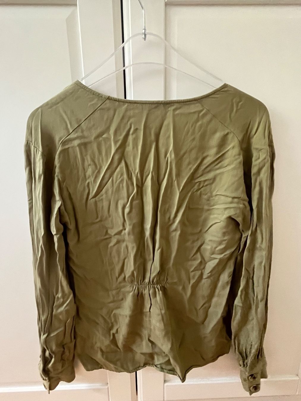 Na-kd Camicette: Bluse in Olivegrün, Grösse S – Nuovo (secondo la descrizione) da Arlesheim venduto da Eli_77 1