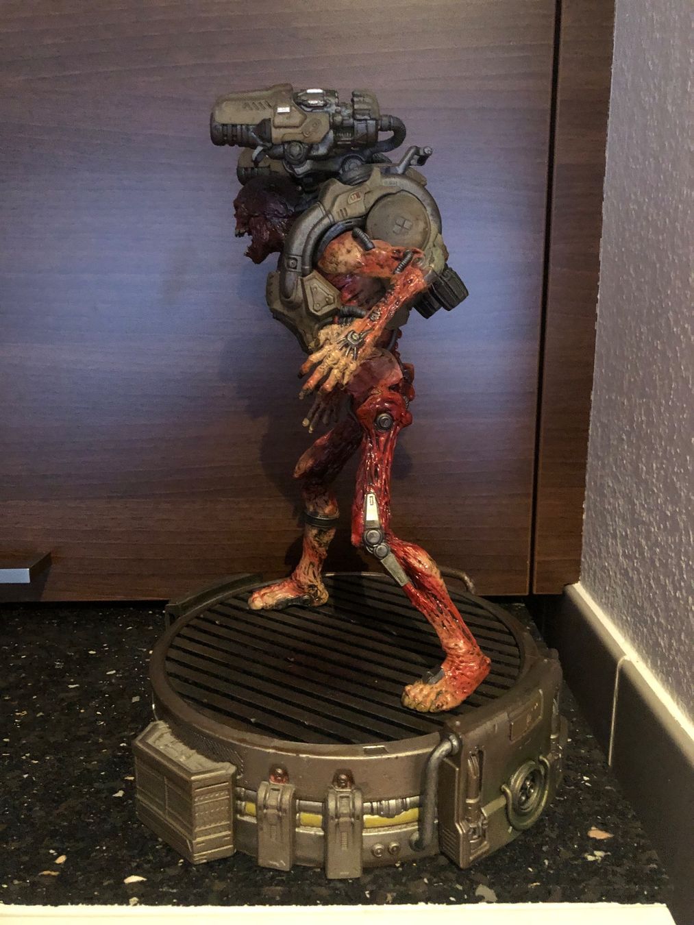 Statuette: Doom Figur – Usato da Spreitenbach venduto da Eidgnoss 1