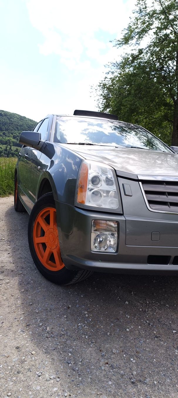 Cadillac Automobili: Cadillac SRX 4.6 – Usato da Hallau venduto da RemoT 5