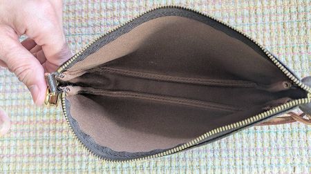 Sac pochette Louis Vuitton
