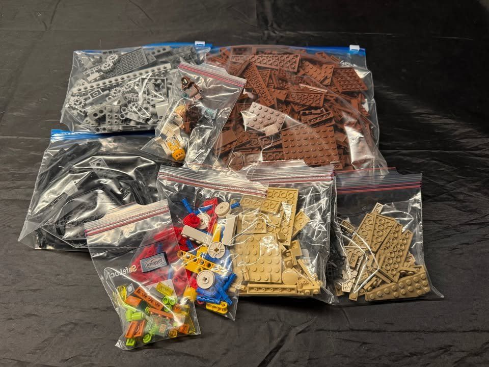 Lego Spielzeuge: LEGO Star Wars 75220 – Sandcrawler – Gebraucht aus Unterkulm von Dentonch 3