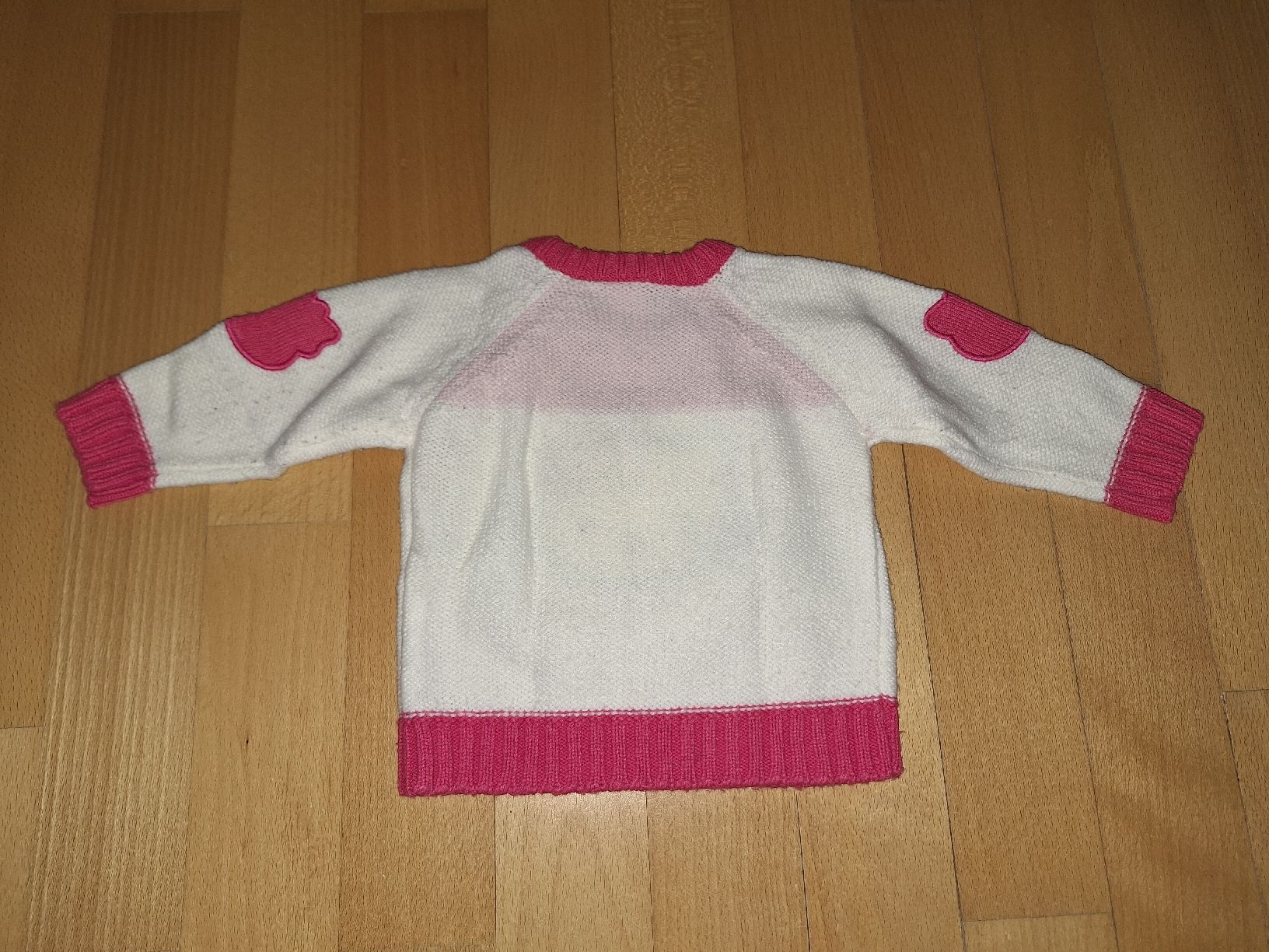 Pullover & Sweatshirts: Pullover "Hello Kitty" in Gr. 62 – Gebraucht aus Oberrieden von man_9tm2 1
