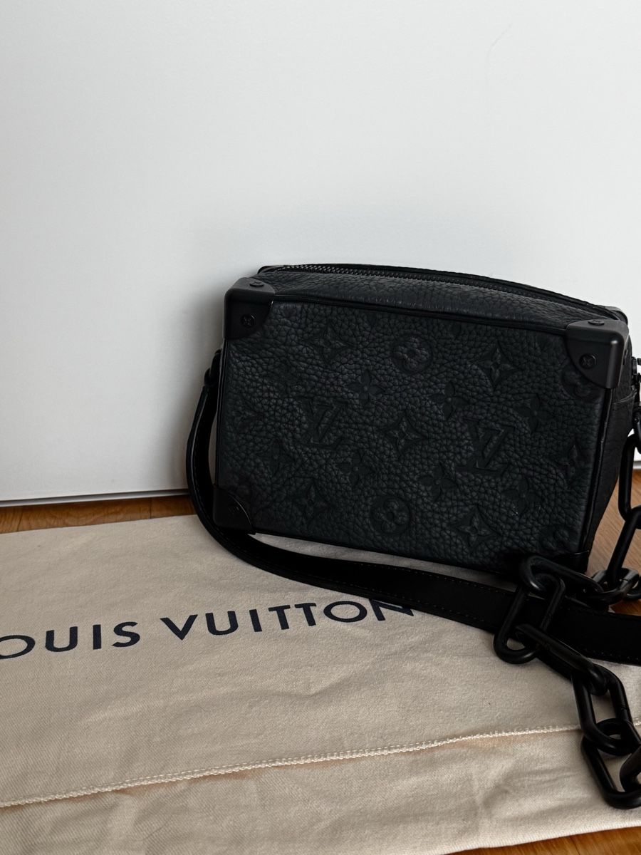 Louis Vuitton Taschen: Louis Vuitton Mini soft trunk black – Gebraucht aus Willisau von mar_rr69 1