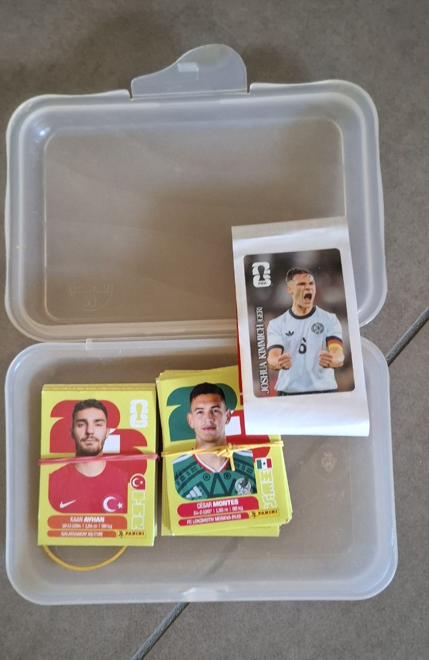 Panini Carte collezionabili: echange panini coupe du monde 2026 – Nuovo (secondo la descrizione) da Moutier venduto da roi_qss7