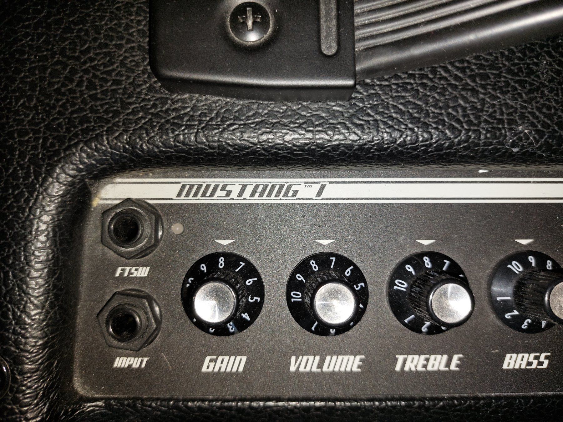 Fender Amplificatori: Fender Mustang Gitarrenverstärker – Usato da Arlesheim venduto da wiesengruen 2