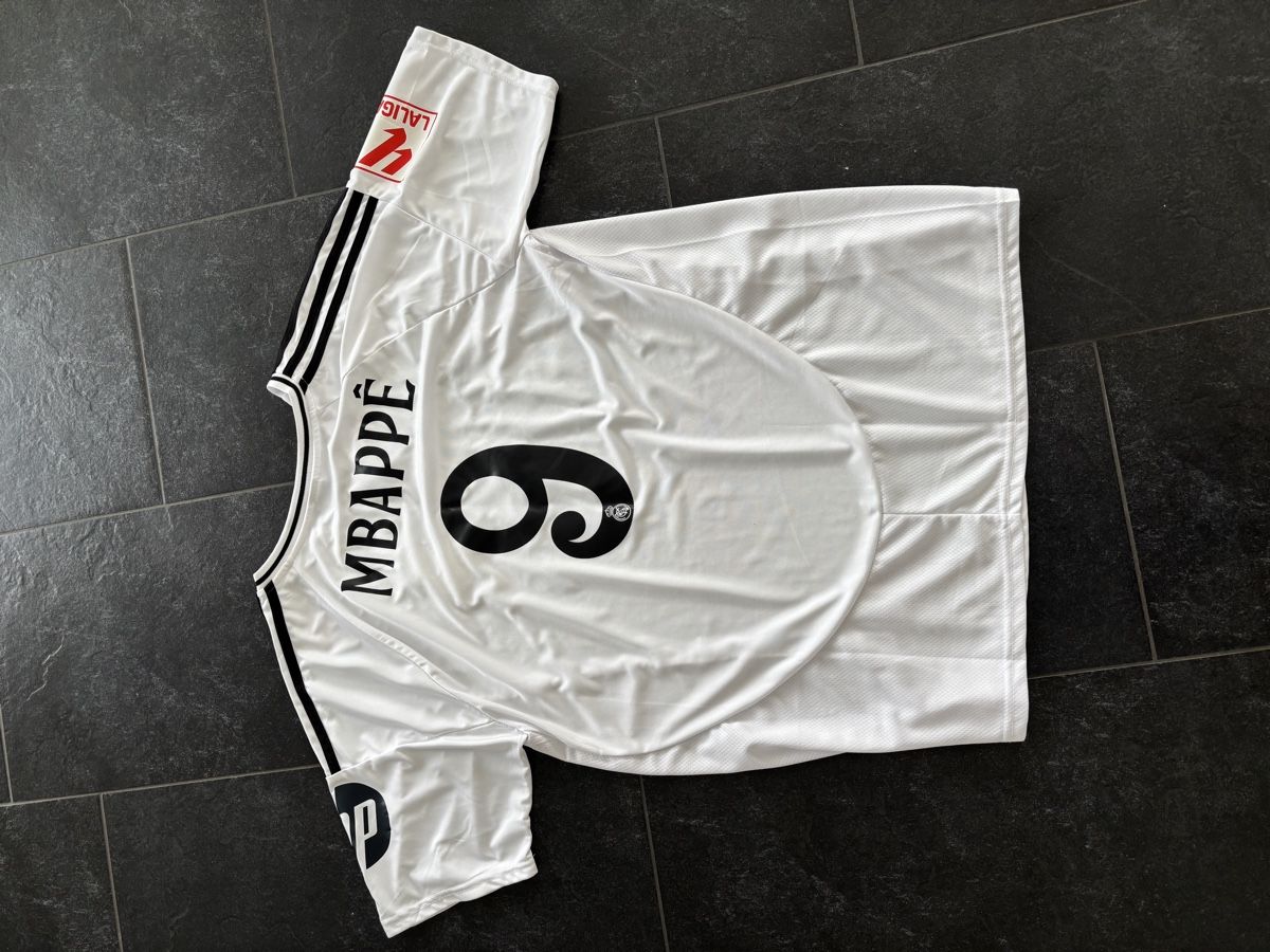 Adidas Leibchen & Hosen: Mbappe Trikot Grösse XL – Neu (gemäss Beschreibung) aus Boppelsen von mar_r2px 3