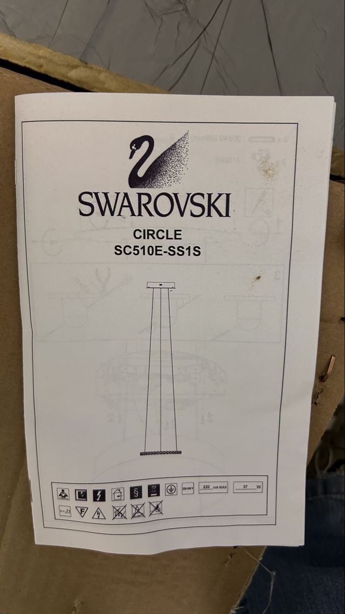 Swarovski Lustres & lampes de plafonds: Kristall Pendelleuchte Swarovski  – Neuf avec emballage d'origine à Balzers par suplery 1