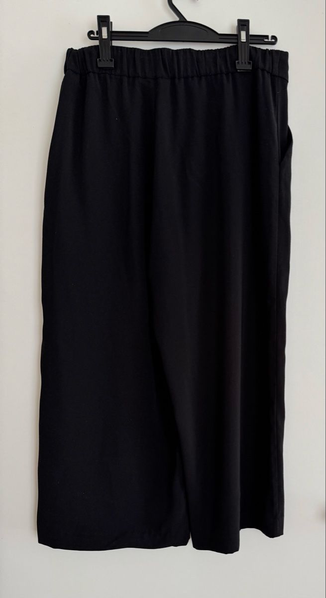 MbyM Pantaloni: MbyM Culotte schwarz - Grösse M – Usato da St.Gallen venduto da Isnisodo 1