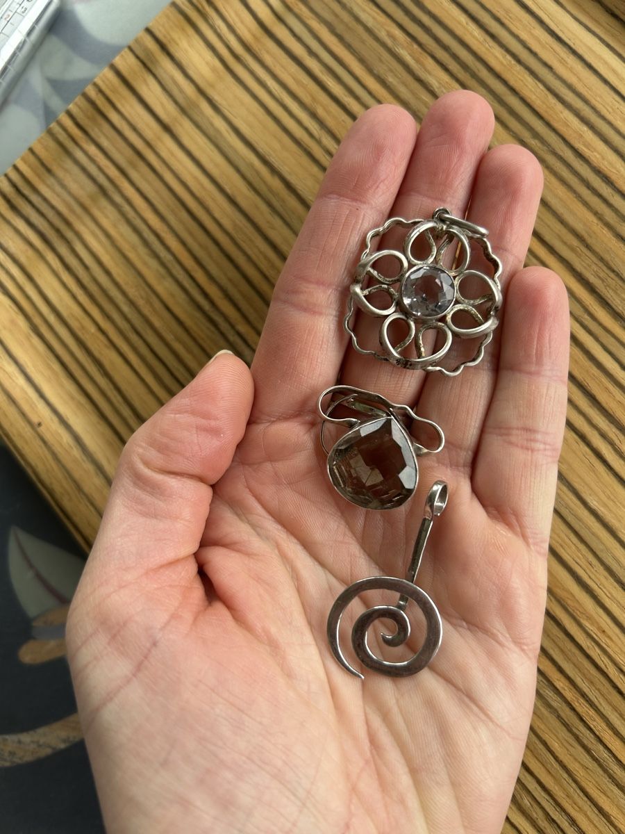 Ciondoli: Set von drei Anhängern Silber – Usato da Birsfelden venduto da Exclusivity 1