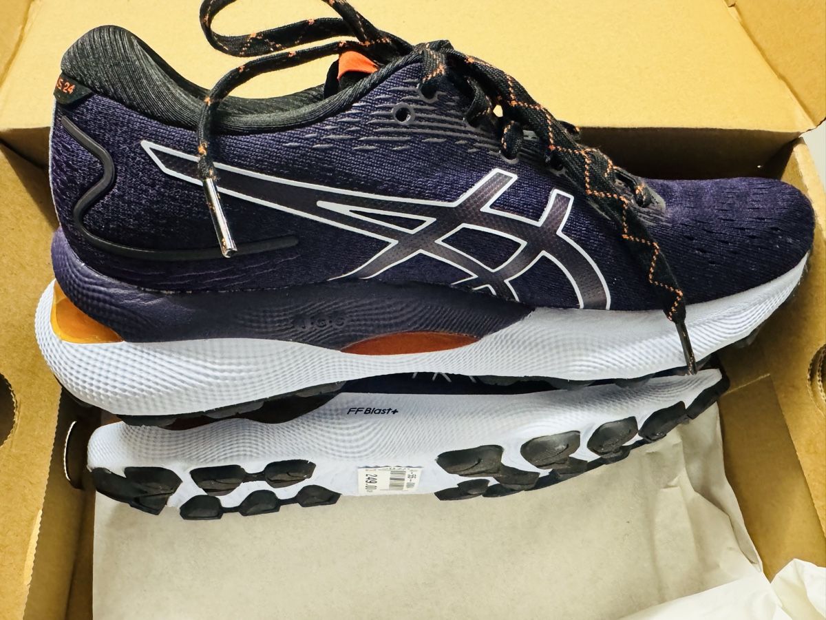 Asics Scarpe da donna: Asics Nimbus 24 TR  pointure 37 – Nuovo e nell'imballaggio originale da Brügg BE venduto da Goob 2