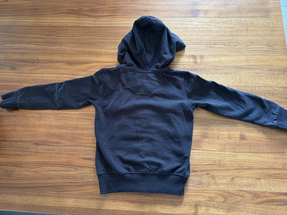 Maglioni & Felpe: BVB Kinder Hoodie mit Reissverschluss – Usato da Roggwil BE venduto da con_57hl 1