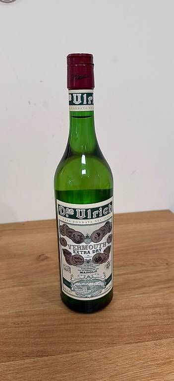 Bevande alcoliche: Urlich Vermouth – Usato da Roggwil TG venduto da est_r5x7