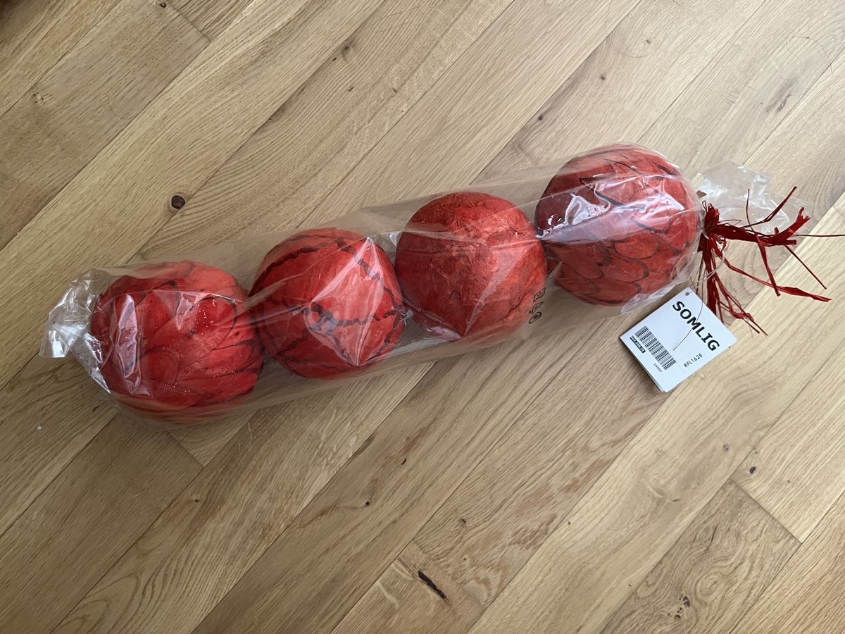 Ikea Somlig, 4 rote Kugeln, Dekoration, Neu! (Neu (gemäss Beschreibung)) in Sierre für CHF 3 – mit Lieferung auf Ricardo kaufen
