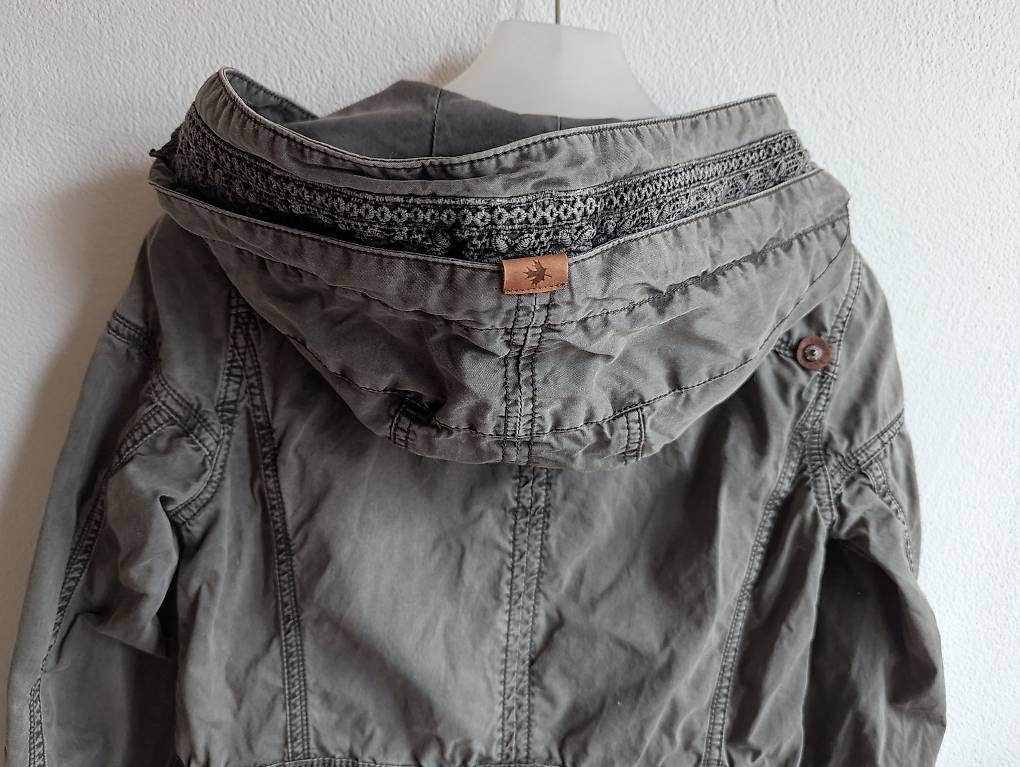 Khujo Jacken: Khujo Jacke Gr. S, top Zustand – Gebraucht aus Chur von Ronja777 4