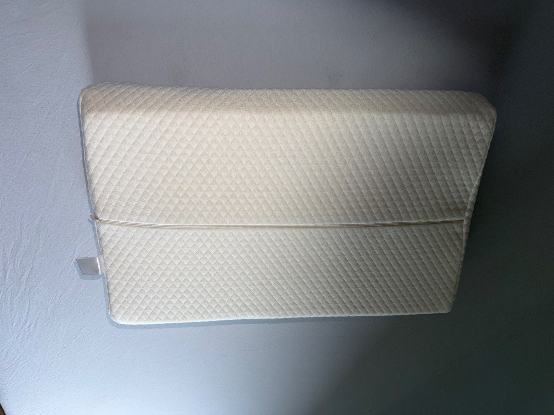 Tempur Cuscini: Kissen Confidence in Textiles – Usato da Aarau venduto da KorgPA 5