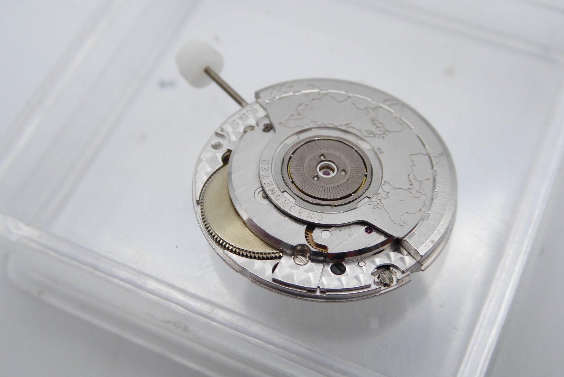Eta Montres: Swiss Automatic movement cal. ETA2893-2 GMT Chronometer – Neuf (Voir description) à Geneve par adr_xk6n 5