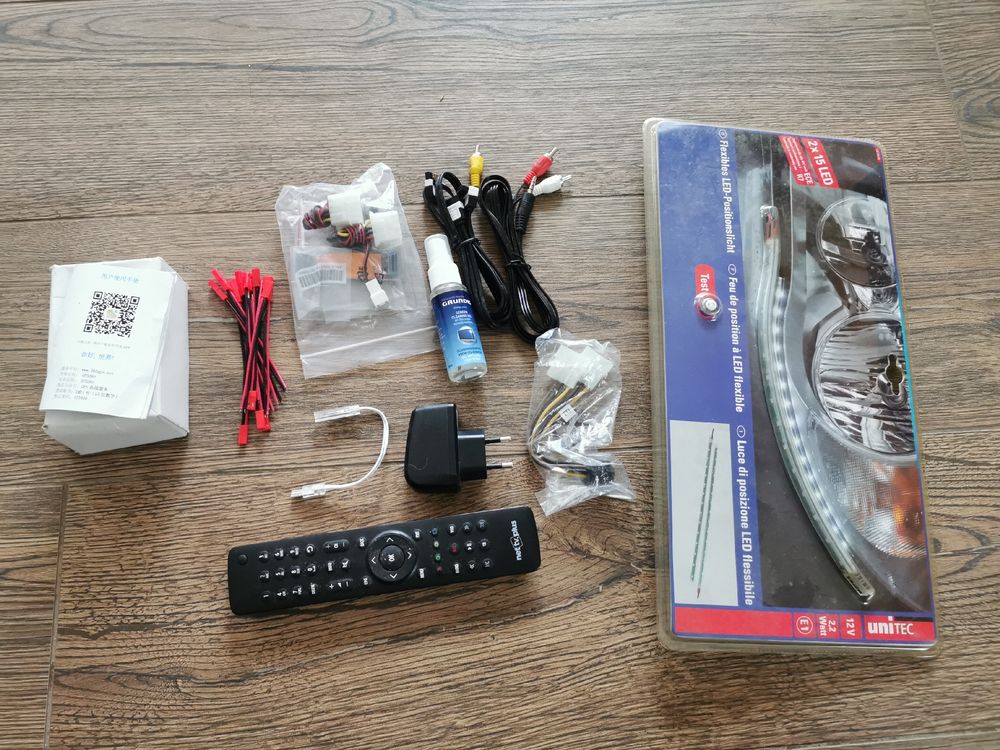Restposten Set - Universal Fernbedienung, GPS und mehr (Gebraucht) in ...