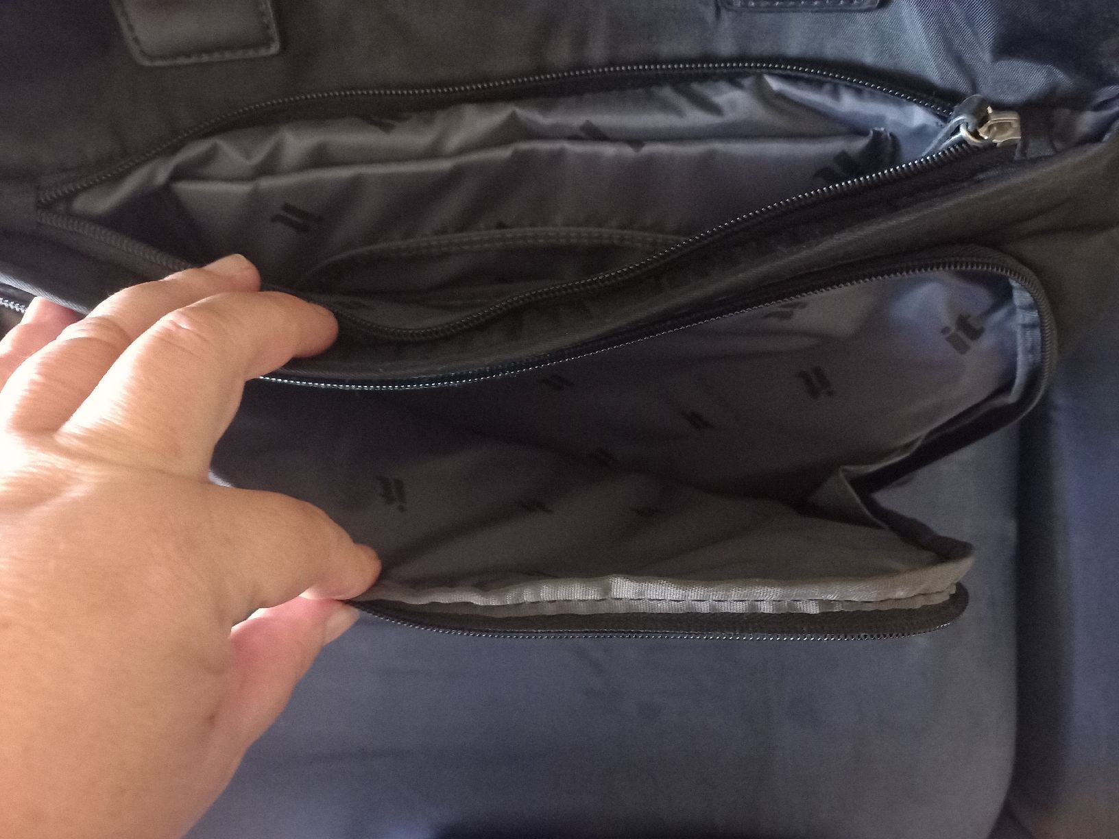 Valigie: Rollkoffer in schwarz – Nuovo (secondo la descrizione) da Niederdorf venduto da ladyblue76 2