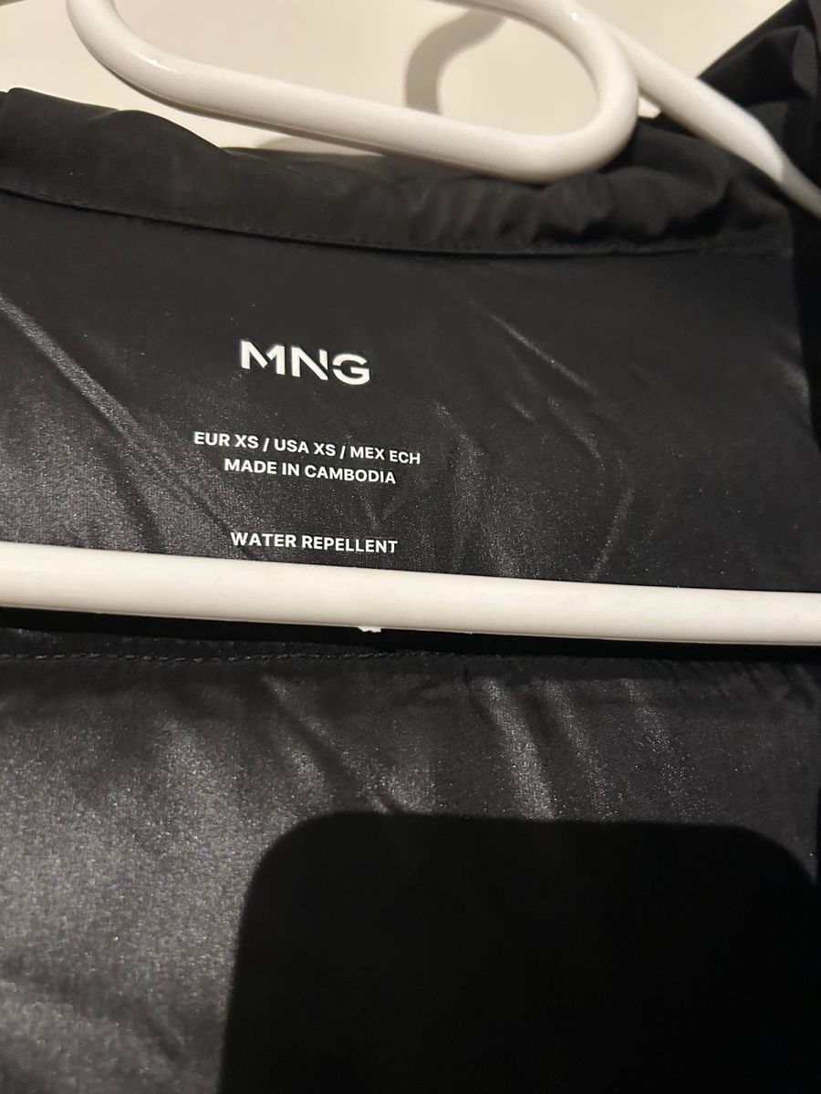 Mango Jacken: Mango Winterjacke Gr. XS – Gebraucht aus Dübendorf von nat_h9wg 3