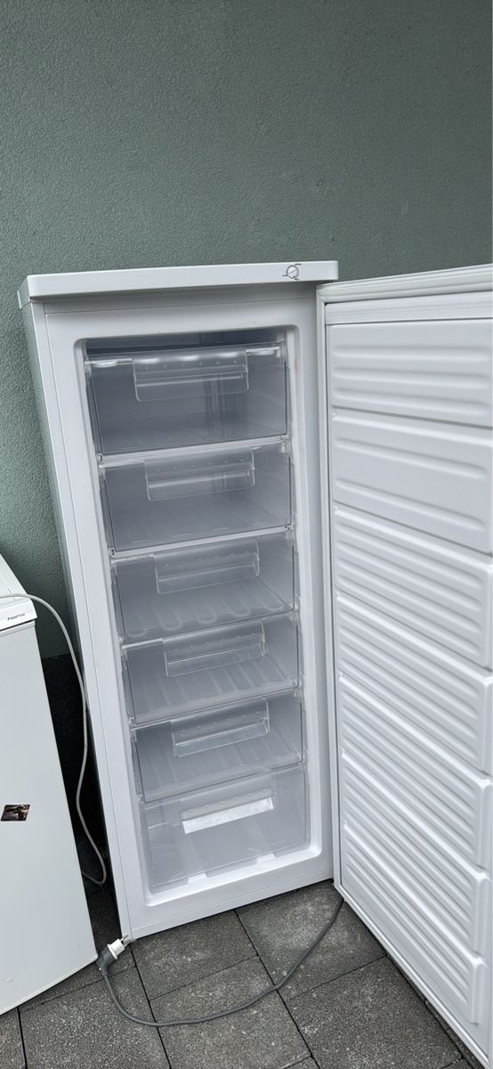 Candy Gefrierschrank: Gefrierschrank, Congélateur Candy – Gebraucht aus Orpund von dizi.98 2
