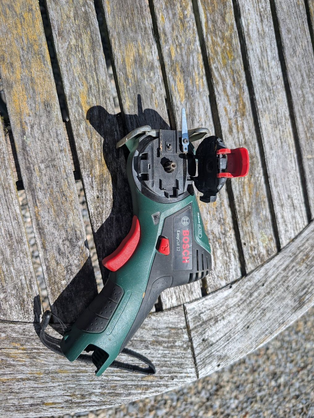 Bosch Seghe: Bosch EasyCut 12 NanoBlade mini Kettensäge – Usato da Rifferswil venduto da TheEngineer 1