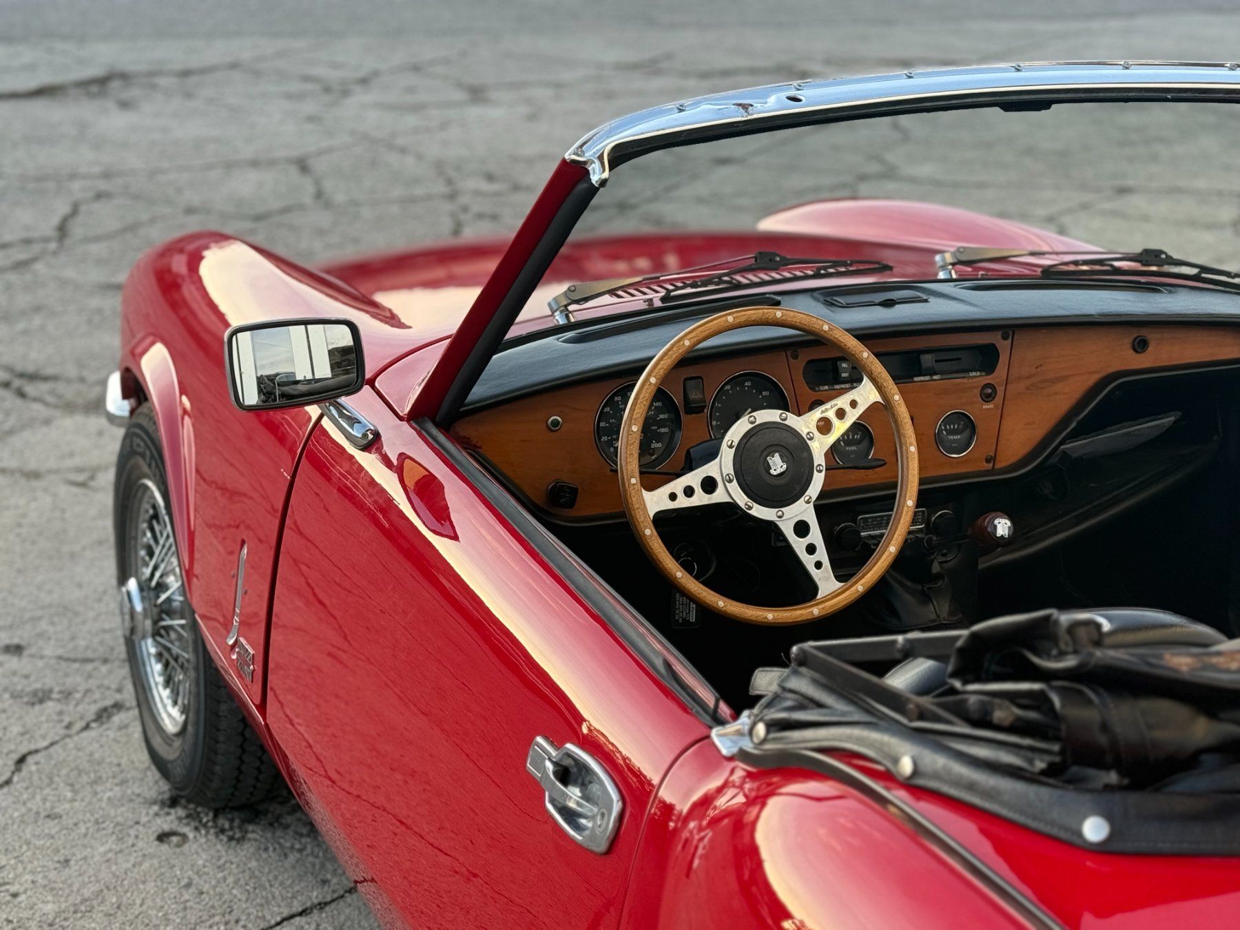 Triumph Automobili: Triumph Spitfire 1500 Cabriolet  Super Zustand! – Usato da Genolier venduto da CFD95 4