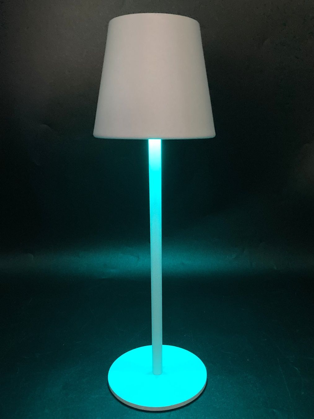 Lampen: GOOBAY | LED-Tischleuchte | Mood Light | Wireless – Neu (gemäss Beschreibung) aus Wittenbach von Restwert_St-Gallen 1