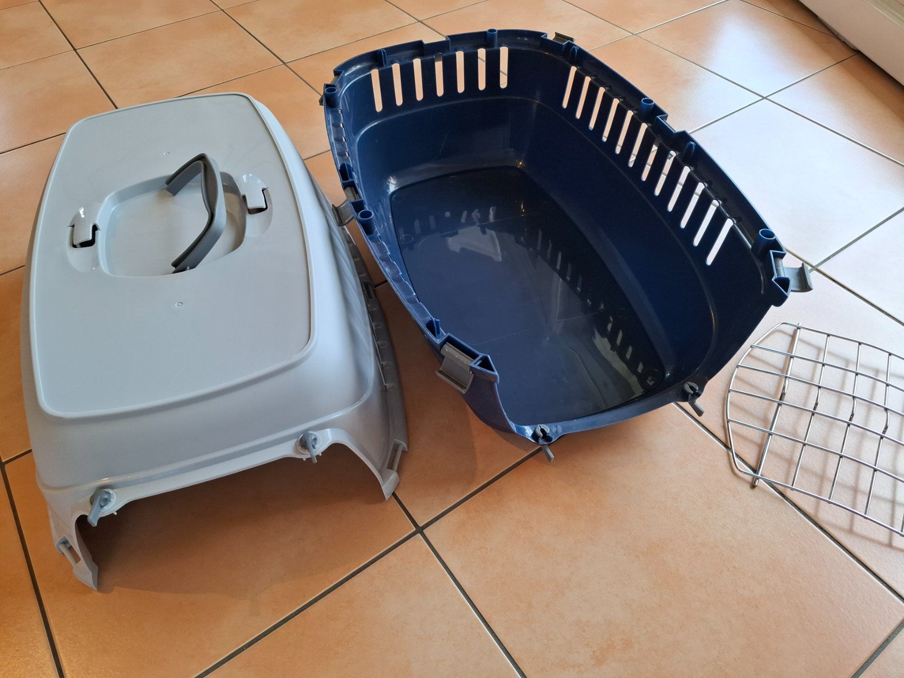 Cages, transport & sécurité: Katzenbox / Transportbox / Kleintierbox – D'occasion à Seewen SZ par AllroadV8Power 4