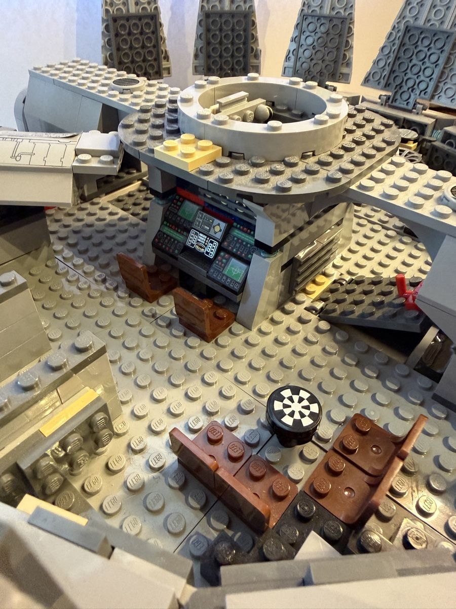 Lego Baukästen: LEGO Star Wars 7965 Millennium Falcon – Gebraucht aus Beinwil am See von Tobi-Wied 9