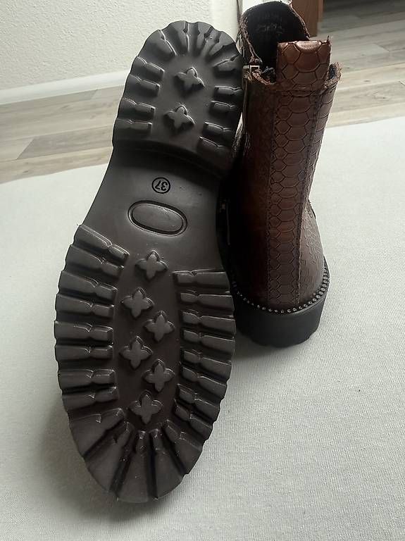 Damenschuhe: Leder Stiefel – Gebraucht aus Niederlenz von Anita0113 2