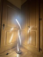 Lampe sur pied LED design spirale comme neuve