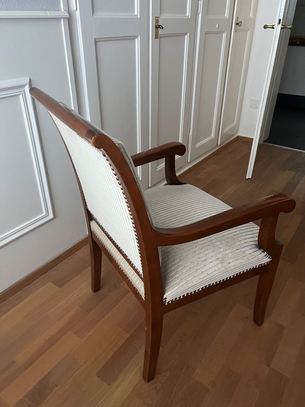 Poltrone: Fauteuil Biedermeier Nussbaum – Usato da Ostermundigen venduto da mapa9 3
