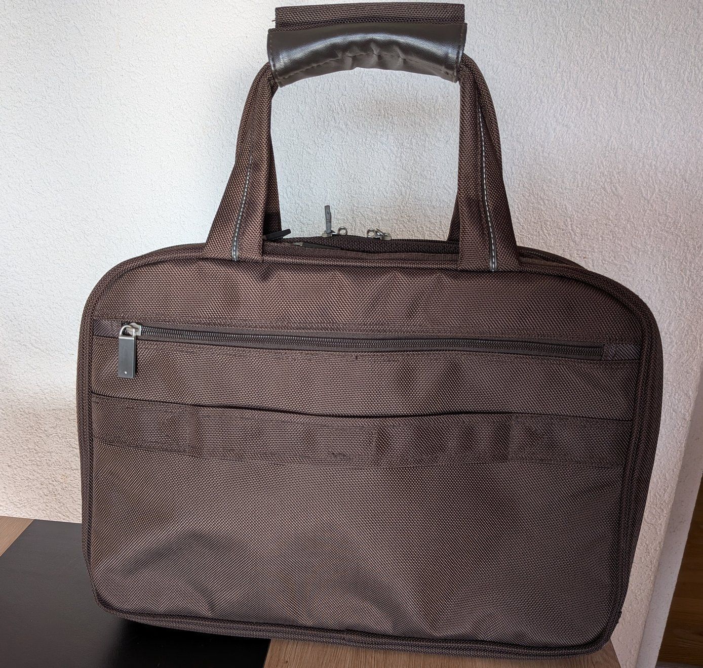 Kappa Borse: Sacoche pour ordinateur portable, documents, de marque Kappa – Usato da Villariaz venduto da Mariejoconde 1