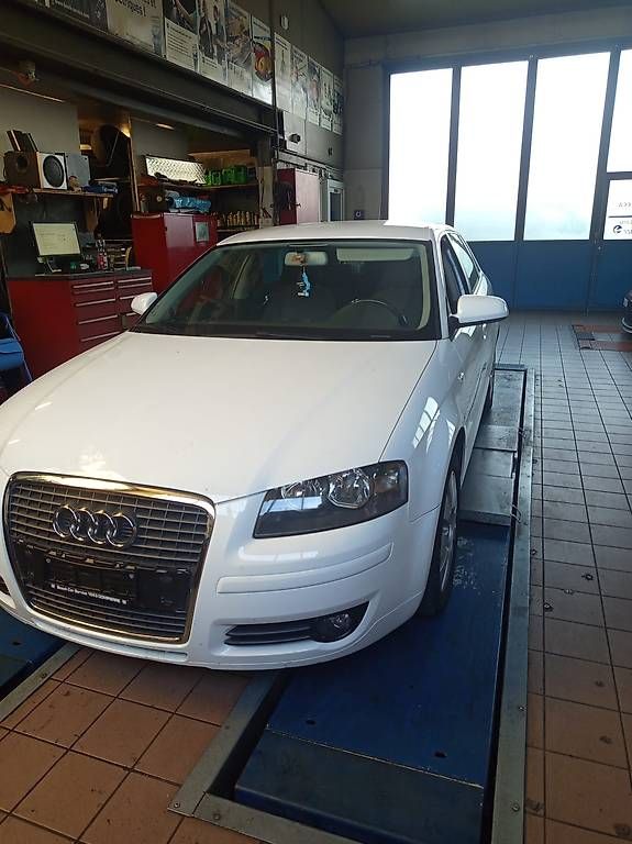 Automobili:  URGENT  Audi A3 1.6 – Usato da Vallamand venduto da das_9r5d