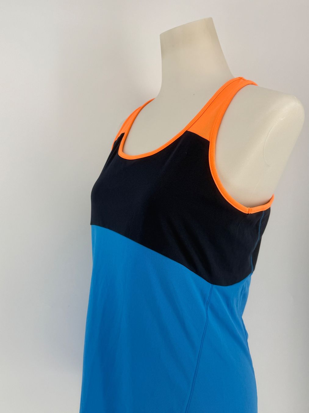Top: Sport Top Gr. M von crane – Usato da Auenstein venduto da moin. 2