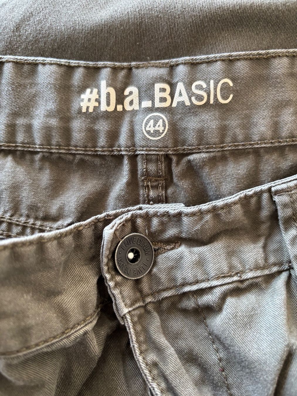 Pantalons: Pantalon – D'occasion à Fortunau (Ayent) par CicciStore 1