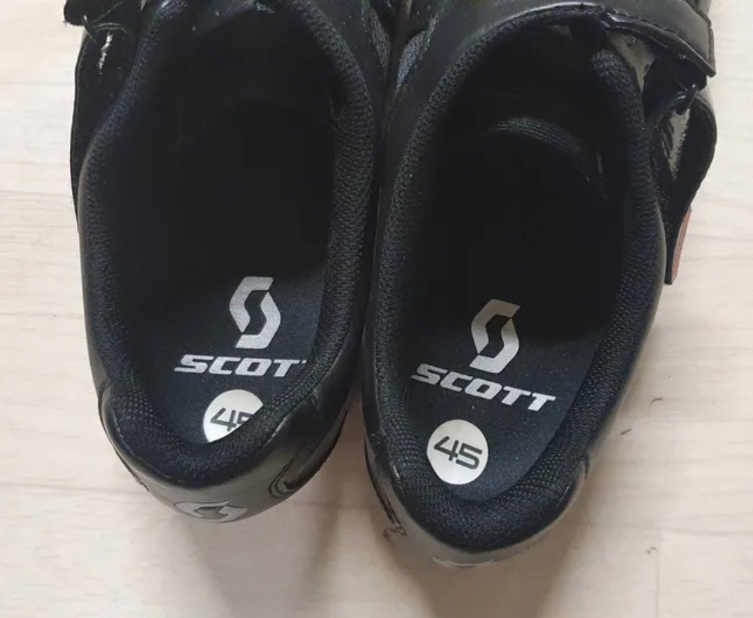 Scarpe da uomo: Chaussures de vélo Scott pointure 45 – Usato da Meyrin venduto da 19steve77 1